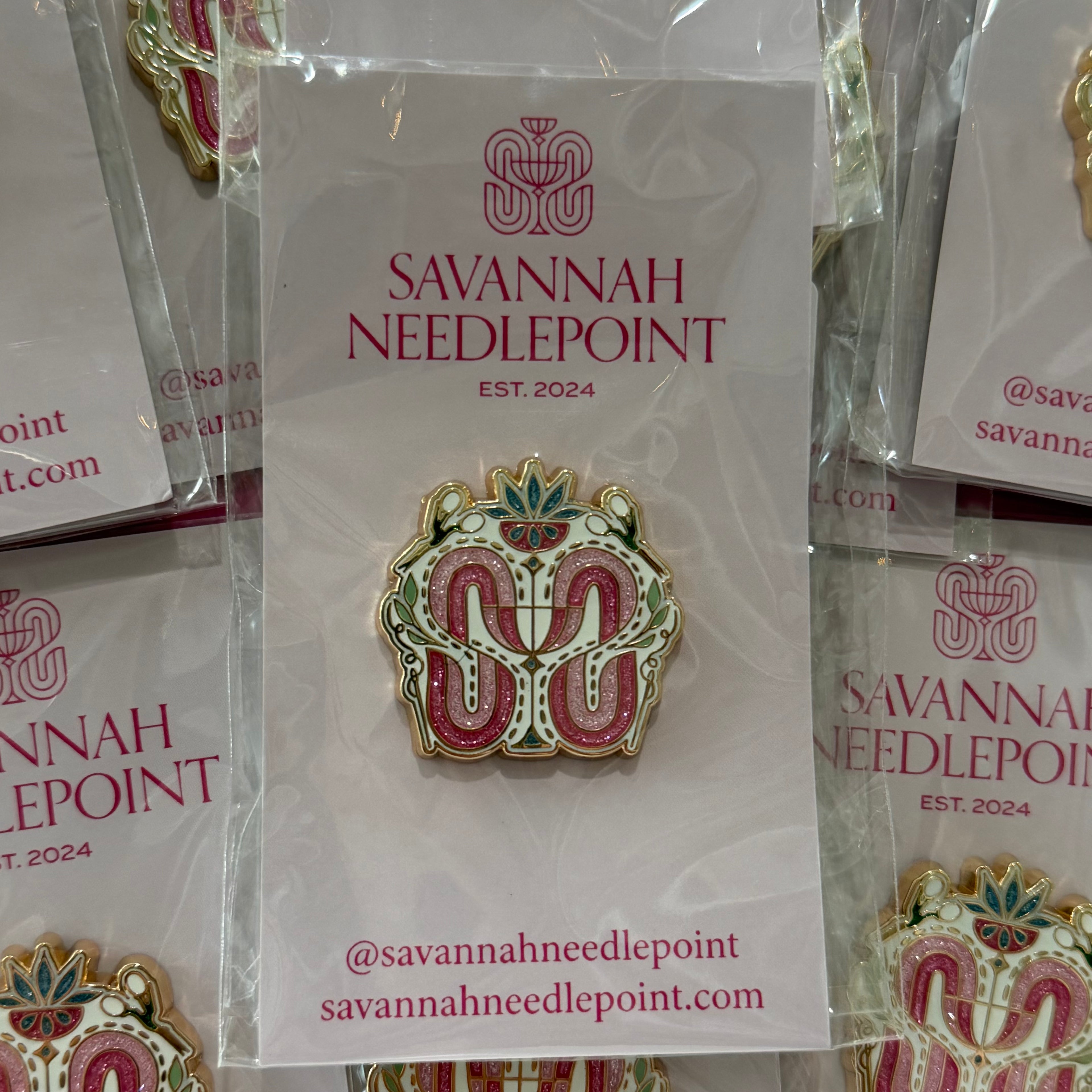 Savannah Needlepoint Needleminder Exclusive